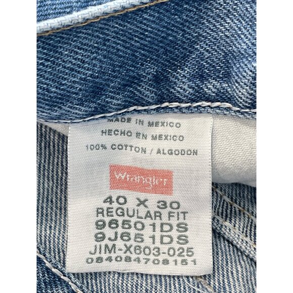 Wrangler Jeans Size 40x30 Regular Fit Straight Leg Blue Medium Wash Cotton Denim - Picture 3 of 7